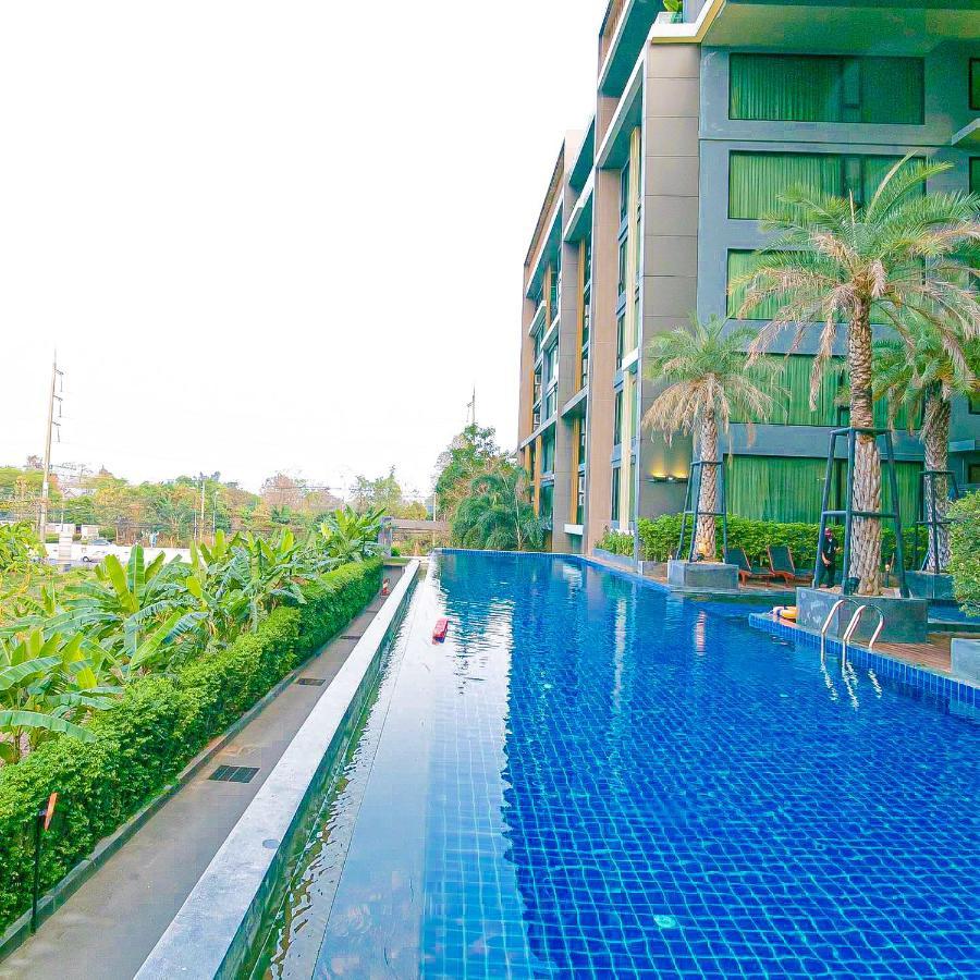 The Star Hill Condo Luxury Suites Chiang Mai Bagian luar foto